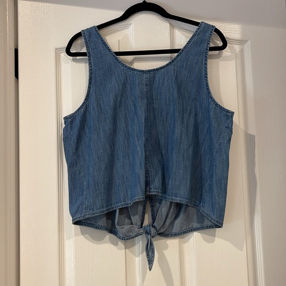 NWT! GAP denim knot tank - Picture 2 of 3